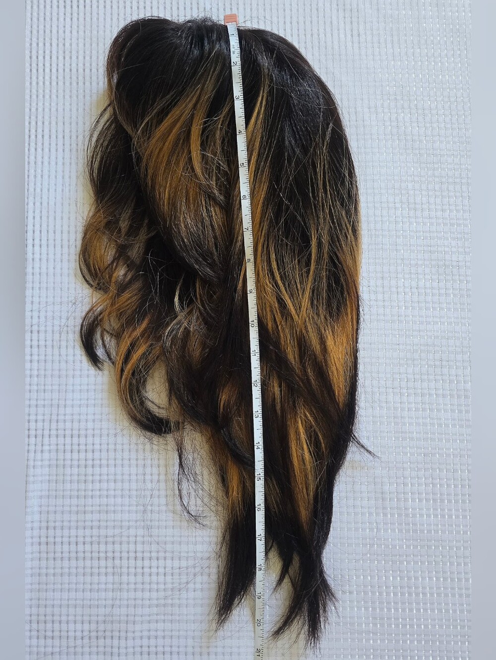 Bobbi Boss Women's Layered Synthetic Wig with Brown Base and Blonde Highlights - Picture 5 of 7